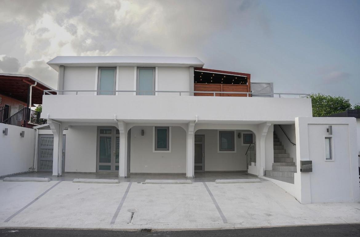 North Breeze Guest House 1 Levittown Ngoại thất bức ảnh